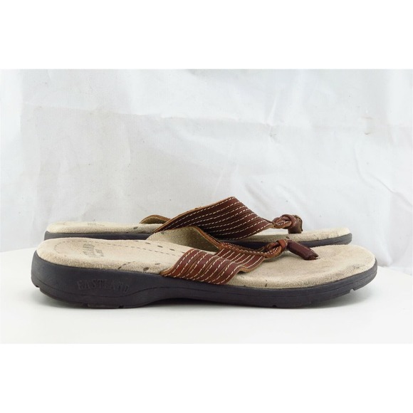 Eastland Sz 7 M Brown Flip Flop Leather Women Sandals Wander - Picture 4 of 7